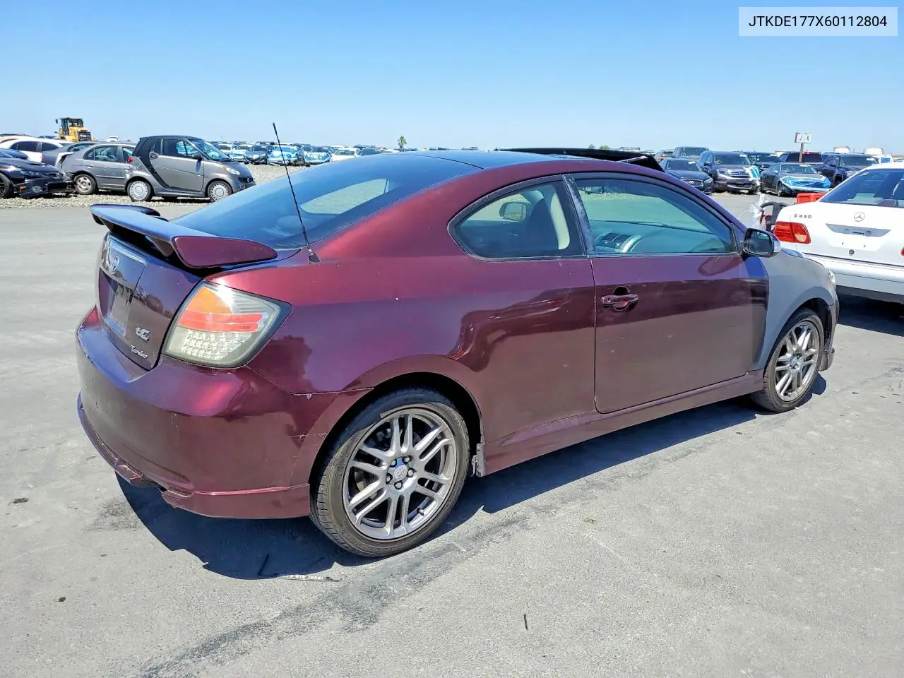 2006 Scion Tc Base VIN: JTKDE177X60112804 Lot: 55992476