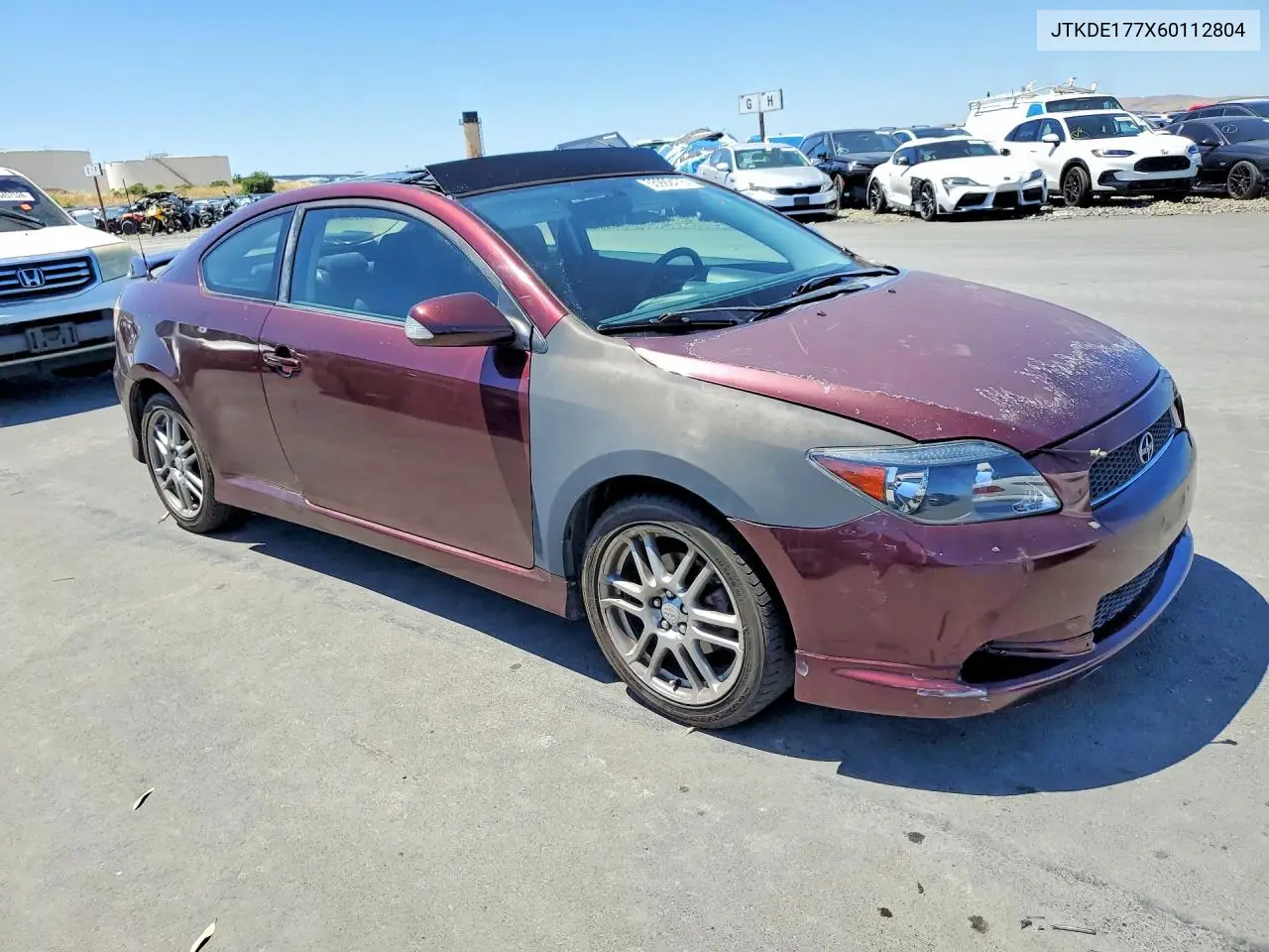 2006 Scion Tc Base VIN: JTKDE177X60112804 Lot: 55992476
