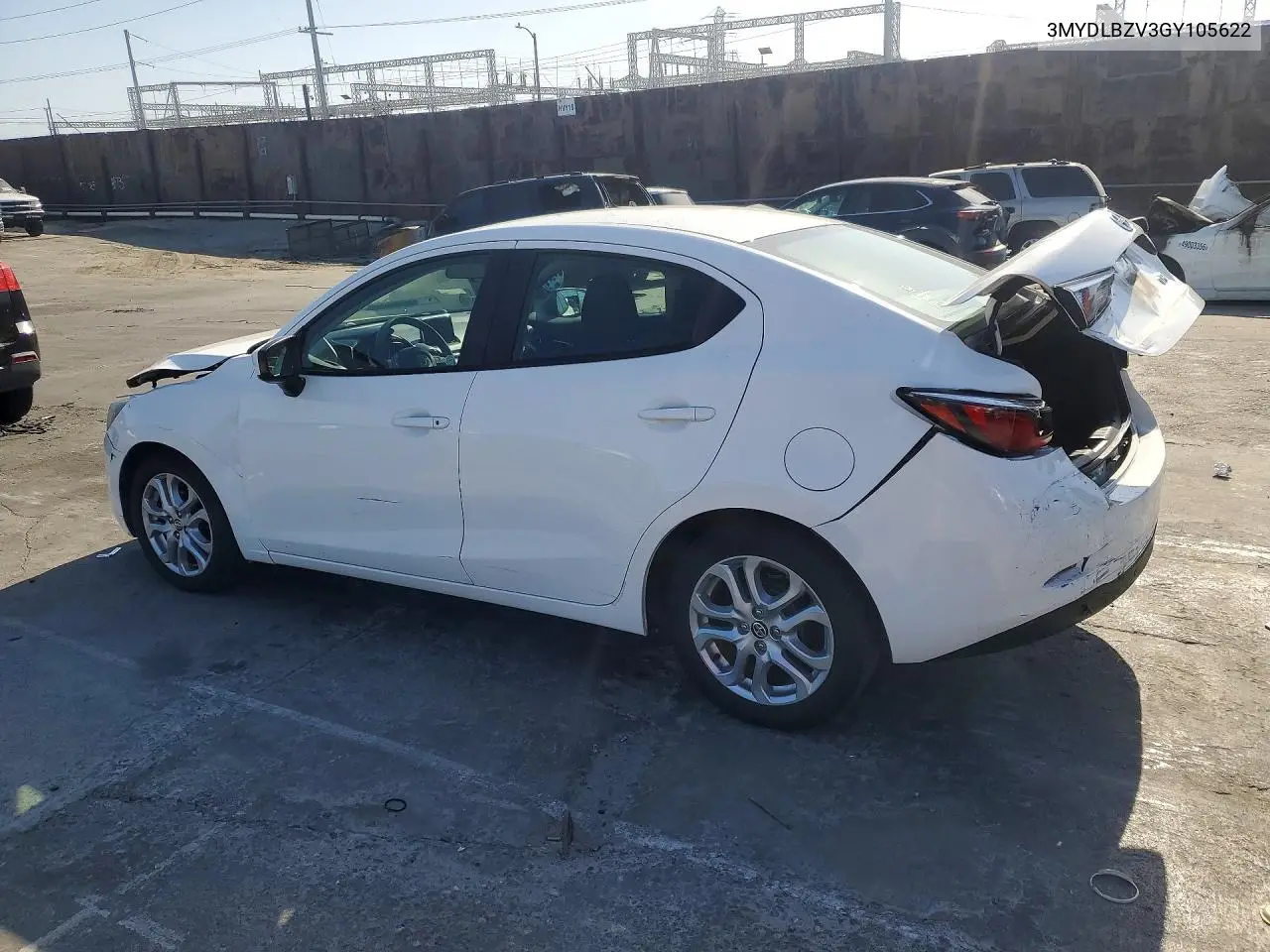 2016 Scion Ia Base VIN: 3MYDLBZV3GY105622 Lot: 52018476