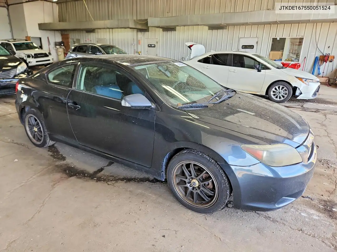 2005 Scion Tc Base VIN: JTKDE167550051524 Lot: 54560386
