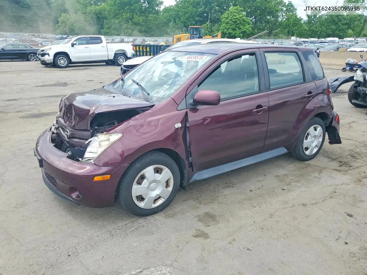 2005 Scion Scion VIN: JTKKT624350095995 Lot: 56939576