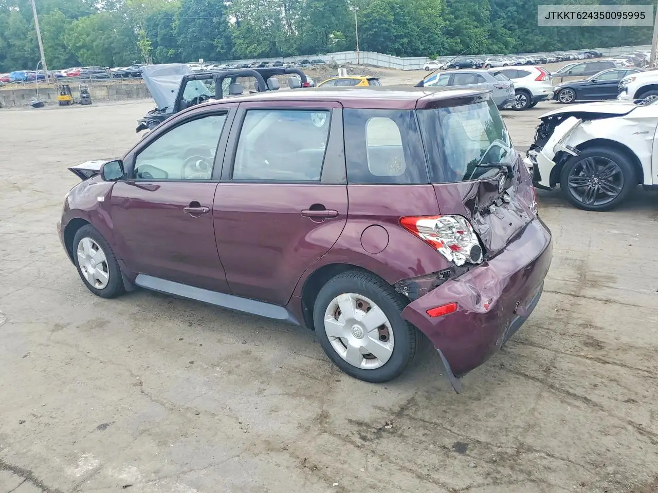 2005 Scion Scion VIN: JTKKT624350095995 Lot: 56939576