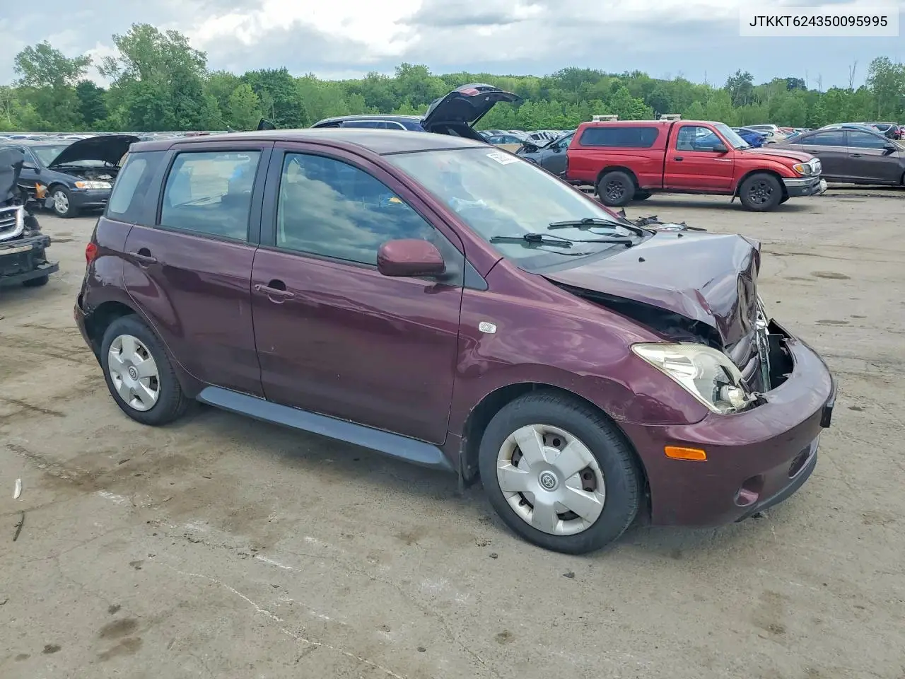 2005 Scion Scion VIN: JTKKT624350095995 Lot: 56939576