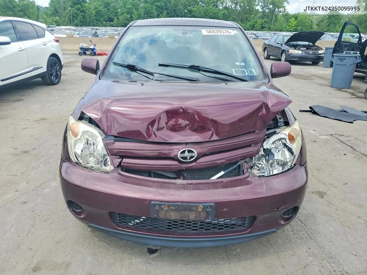 2005 Scion Scion VIN: JTKKT624350095995 Lot: 56939576