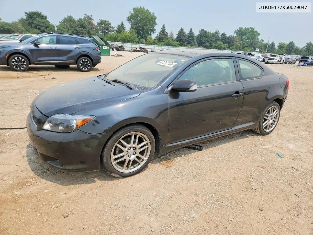 2005 Scion Tc Base VIN: JTKDE177X50029047 Lot: 61542556