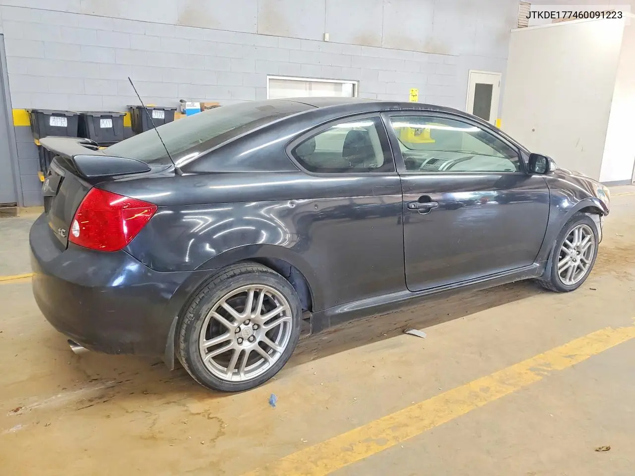 2006 Scion Tc Base VIN: JTKDE177460091223 Lot: 59646126