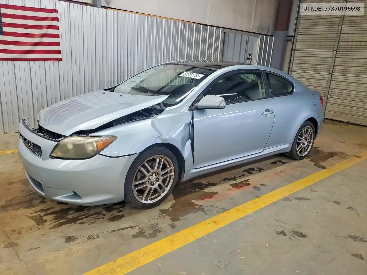 2007 Scion Tc Base VIN: JTKDE177X70195698 Lot: 60761736