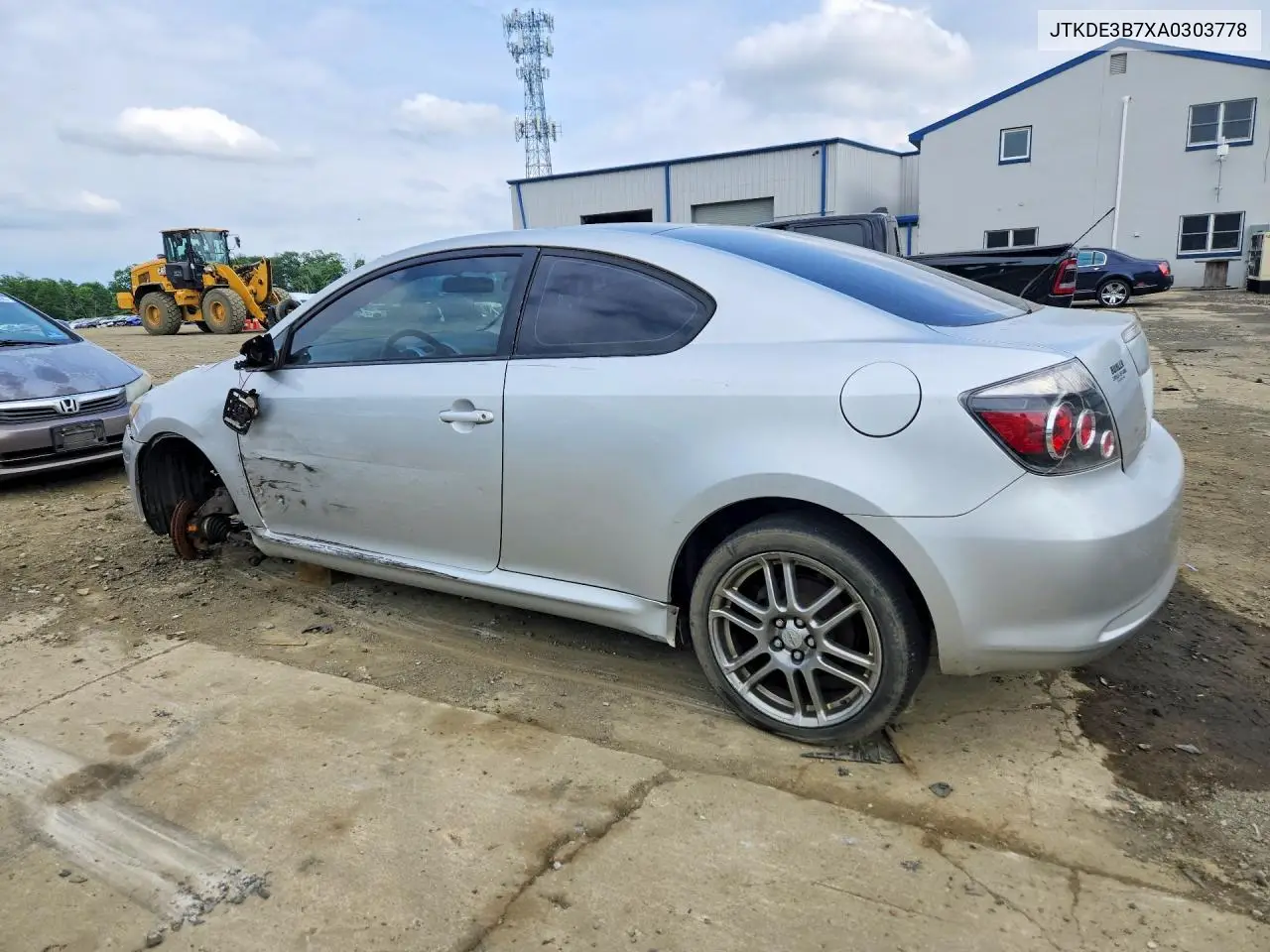 2010 Scion Tc Base VIN: JTKDE3B7XA0303778 Lot: 56644196