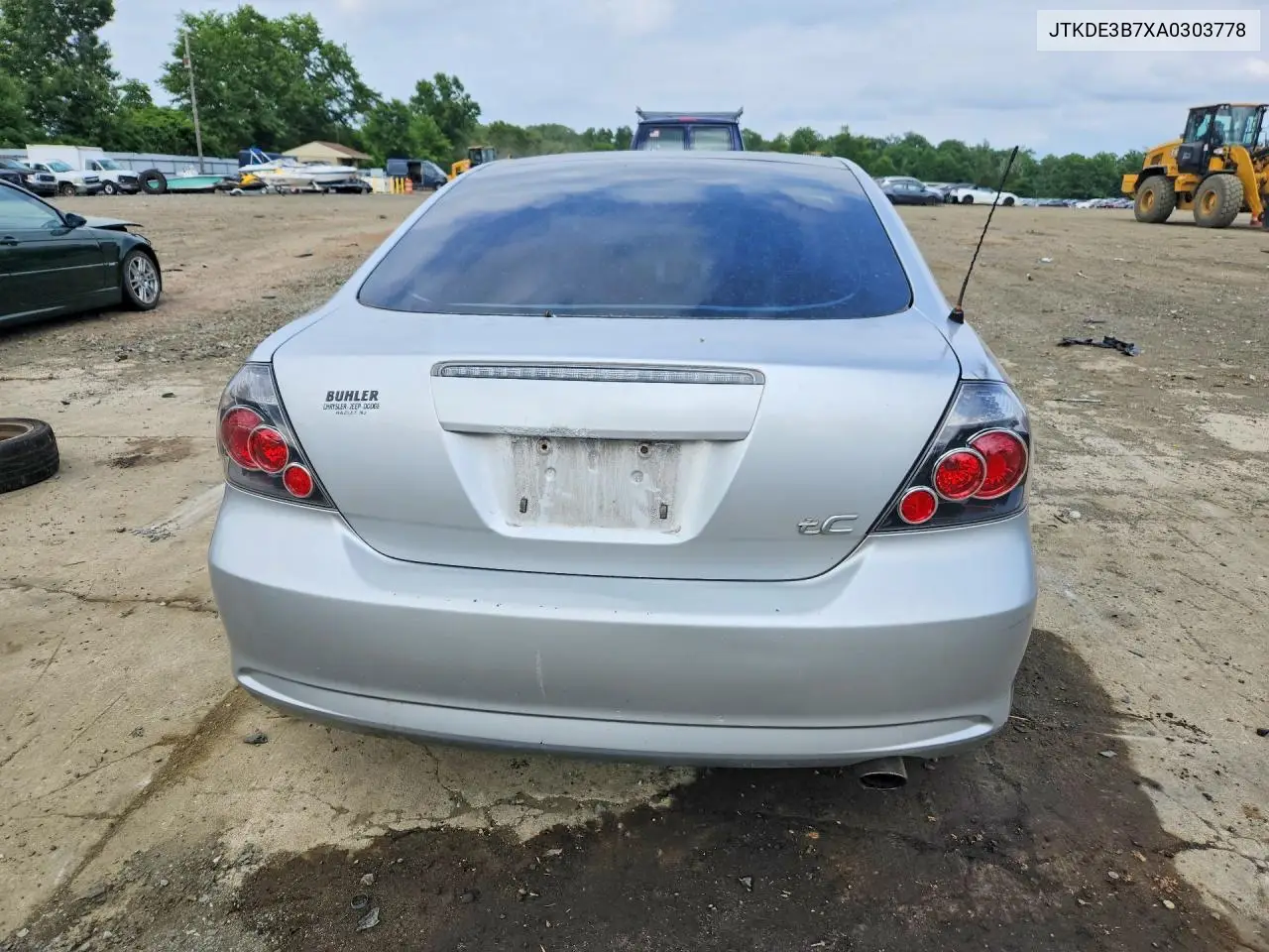 2010 Scion Tc Base VIN: JTKDE3B7XA0303778 Lot: 56644196
