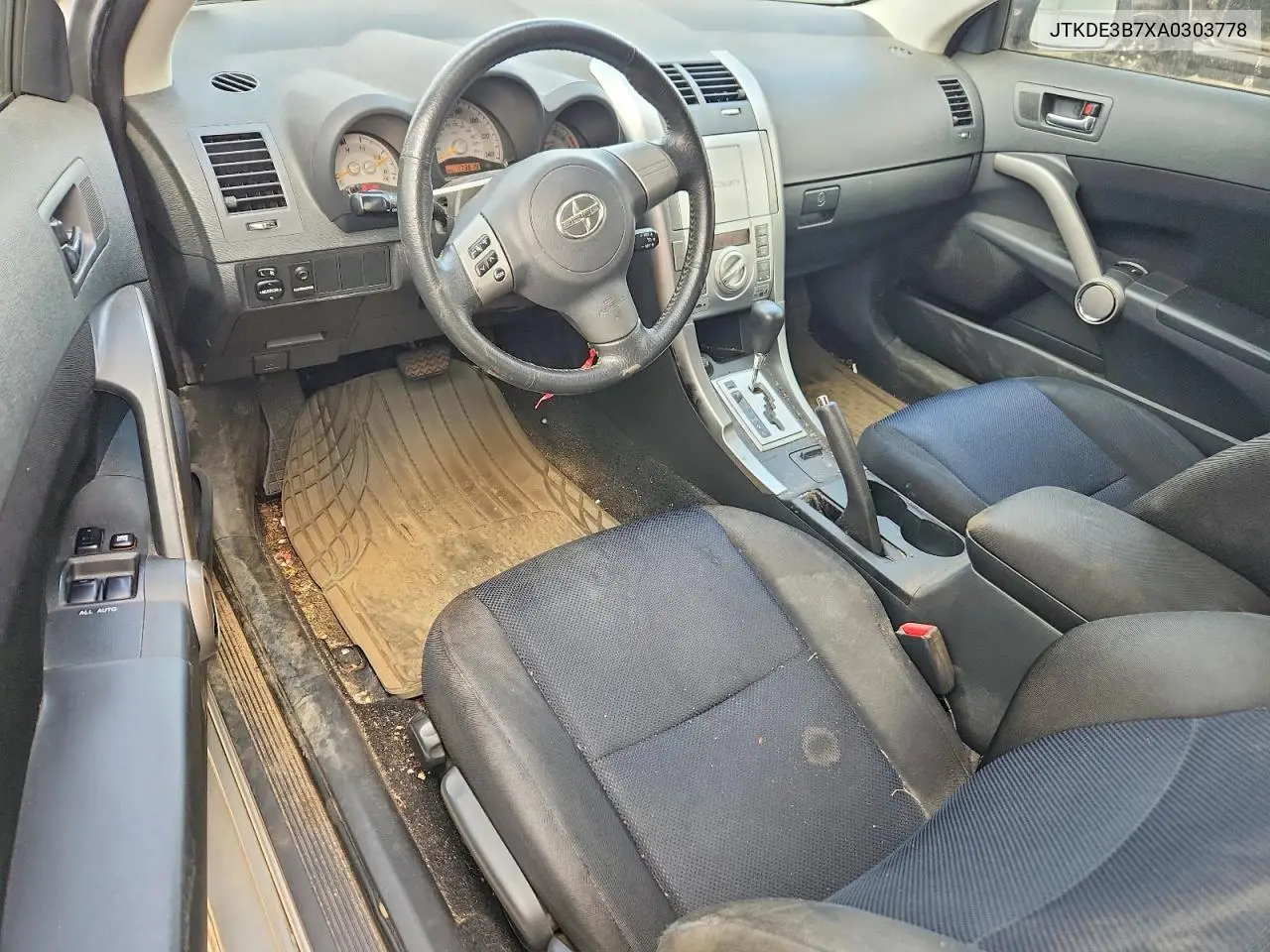 2010 Scion Tc Base VIN: JTKDE3B7XA0303778 Lot: 56644196