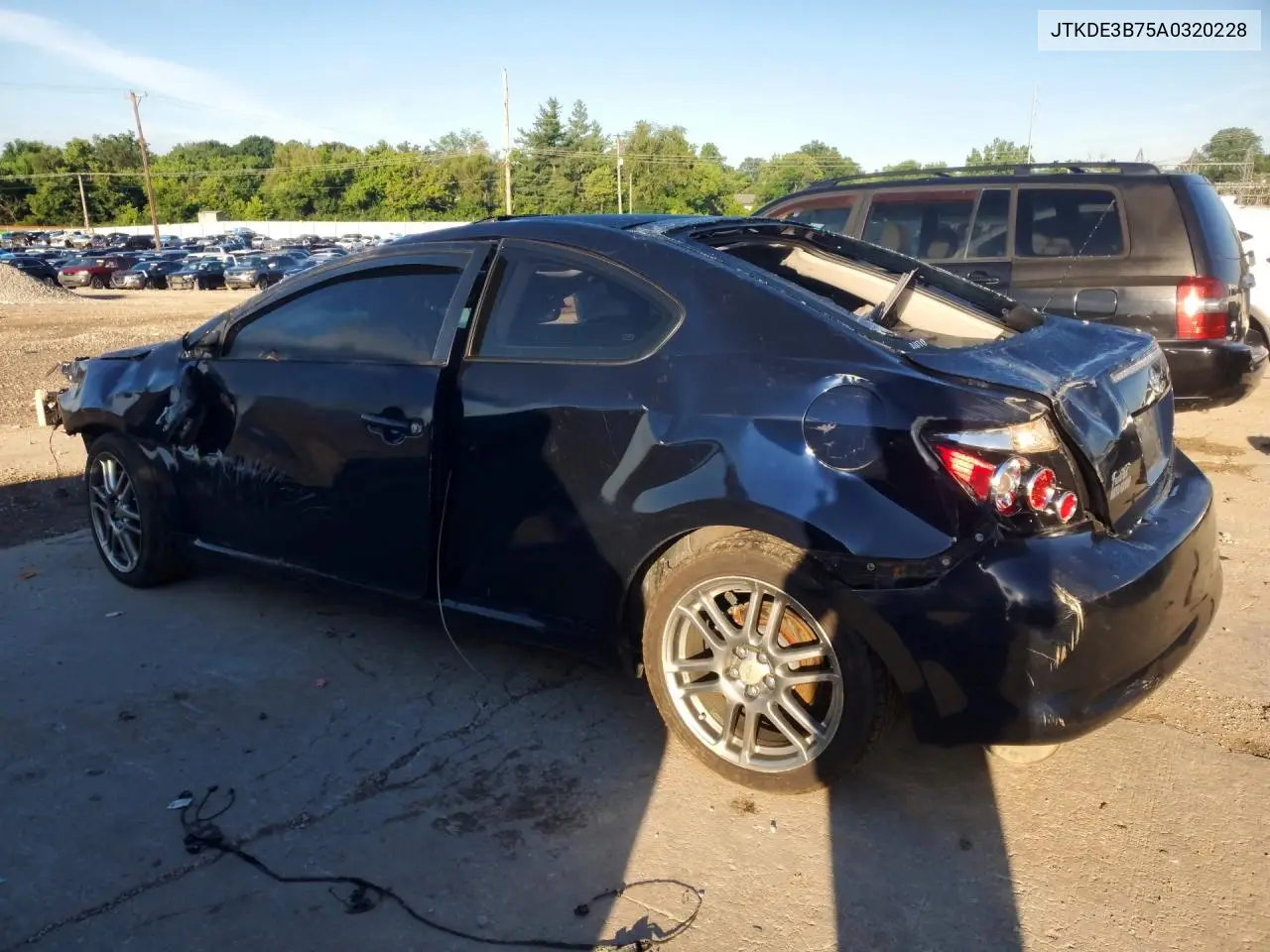 2010 Scion Tc Base VIN: JTKDE3B75A0320228 Lot: 57869416