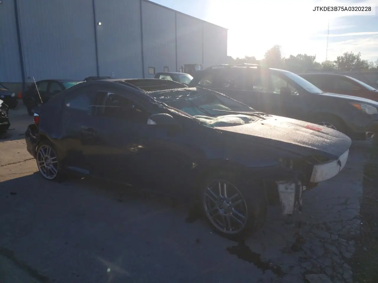 2010 Scion Tc Base VIN: JTKDE3B75A0320228 Lot: 57869416