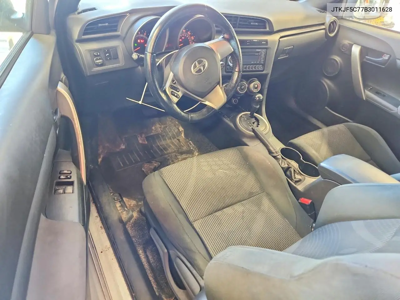 2011 Scion Tc Base VIN: JTKJF5C77B3011628 Lot: 61083456