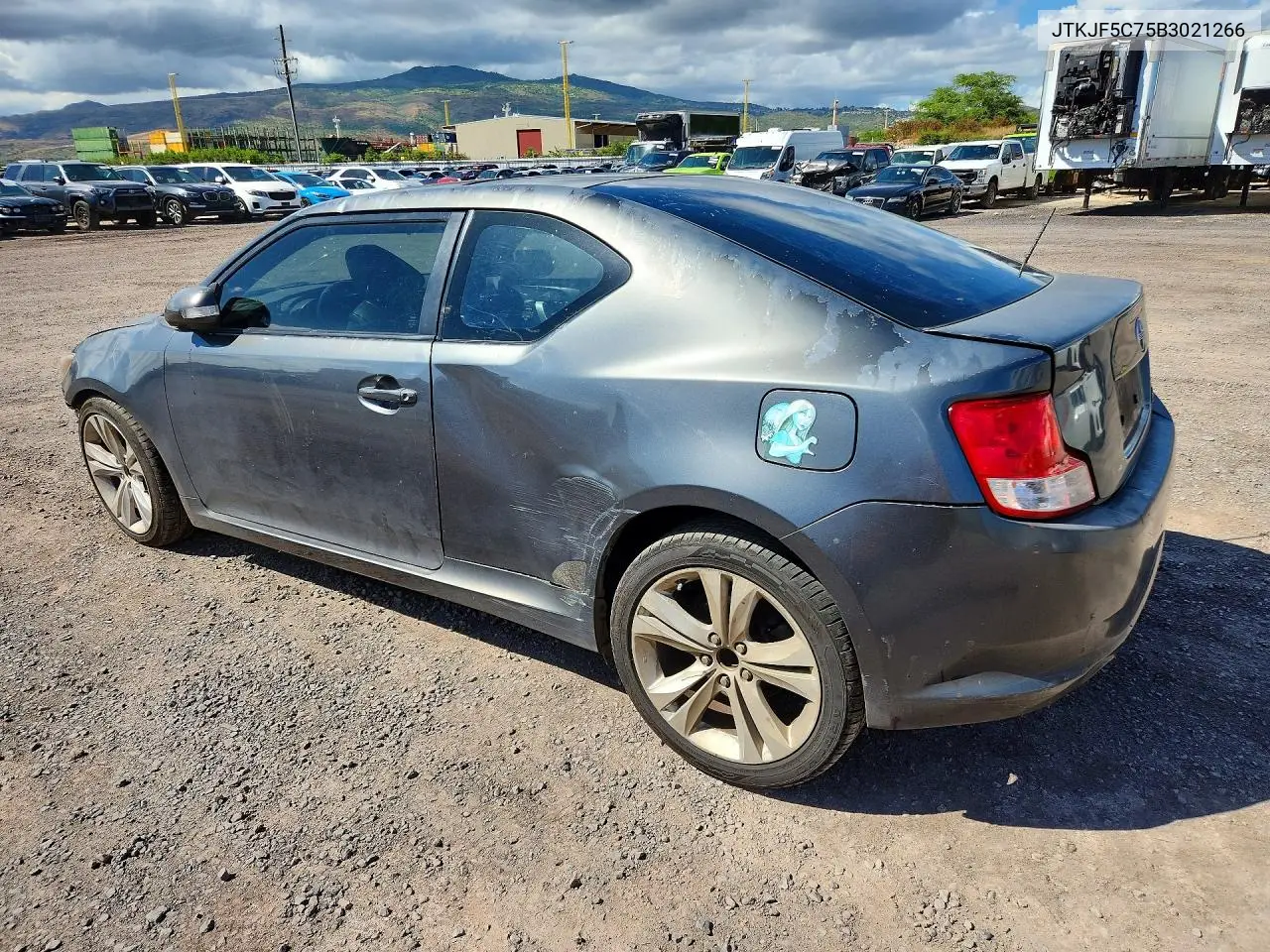 2011 Scion Tc Base VIN: JTKJF5C75B3021266 Lot: 61455666