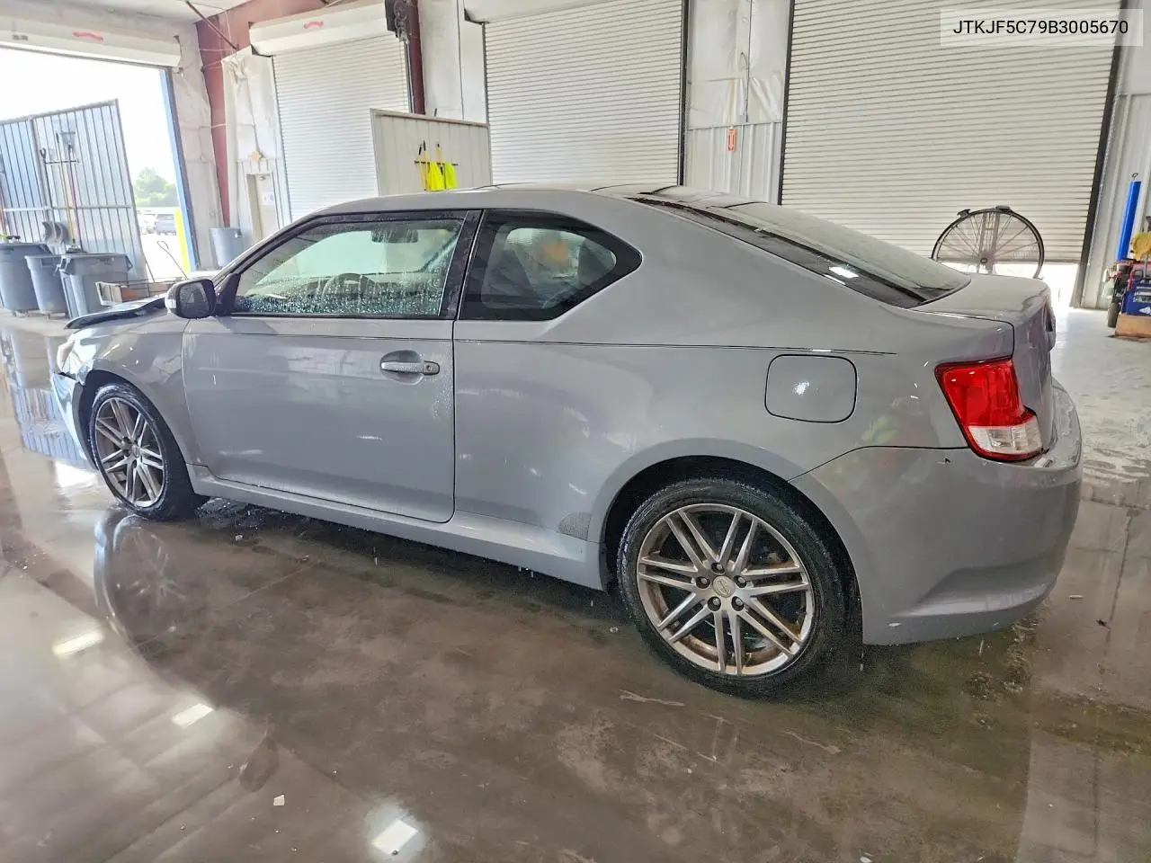 2011 Scion Tc Base VIN: JTKJF5C79B3005670 Lot: 61799696