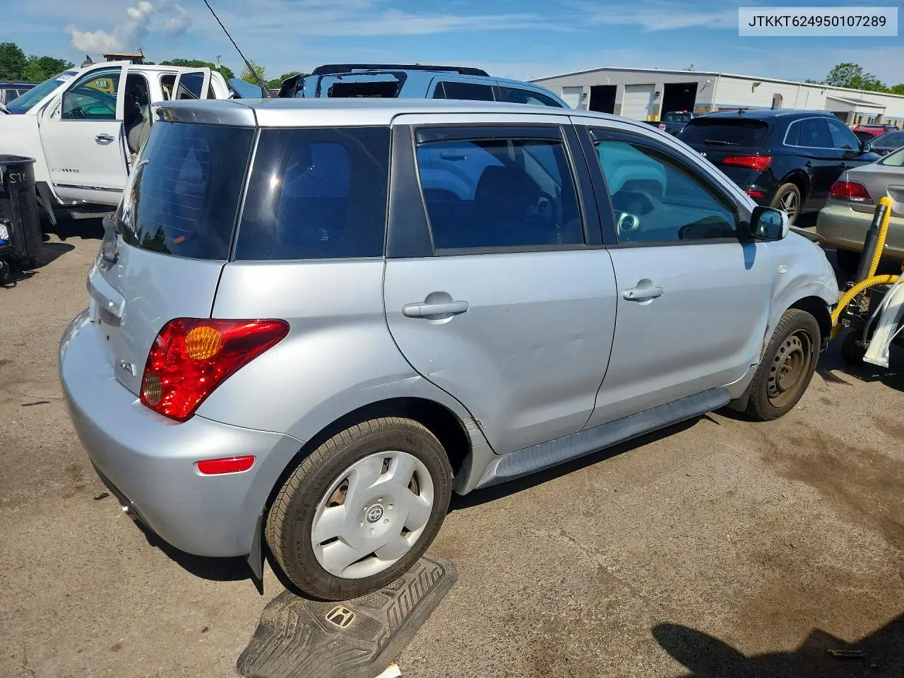 2005 Scion Xa Base VIN: JTKKT624950107289 Lot: 56819186