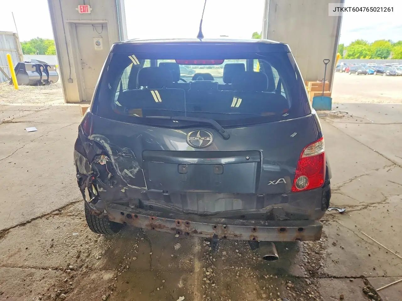 2006 Scion Xa Base VIN: JTKKT604765021261 Lot: 59357446