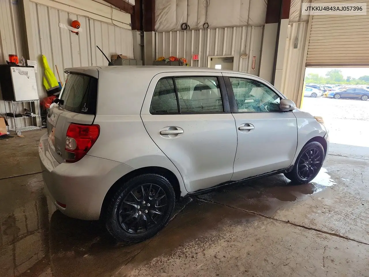 2010 Scion Xd Base VIN: JTKKU4B43AJ057396 Lot: 60711716