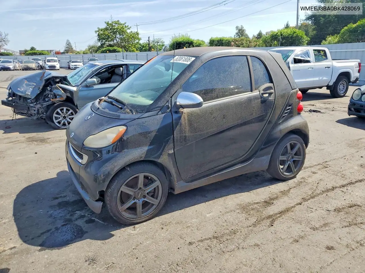 2011 Smart Fortwo Pure VIN: WMEEJ3BA0BK428069 Lot: 52061806