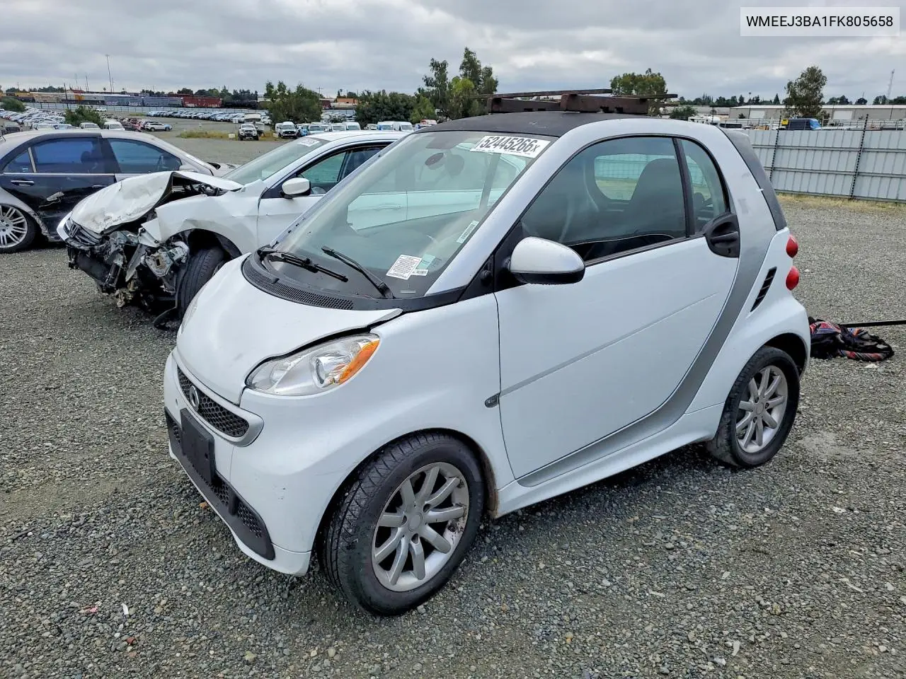2015 Smart Fortwo Pure VIN: WMEEJ3BA1FK805658 Lot: 52445266