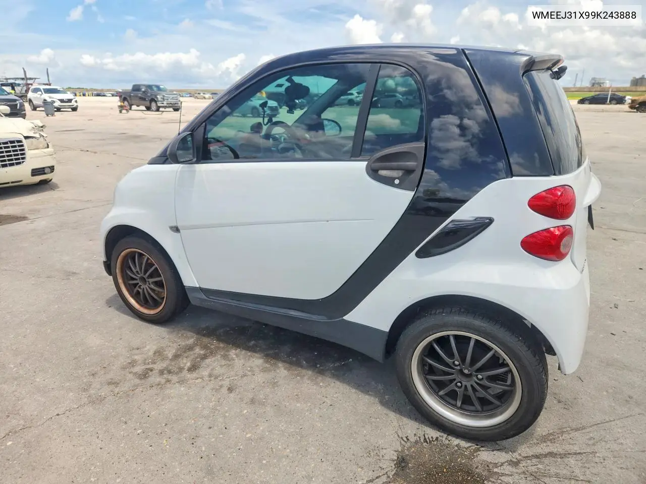 2009 Smart Fortwo Pure VIN: WMEEJ31X99K243888 Lot: 59820776