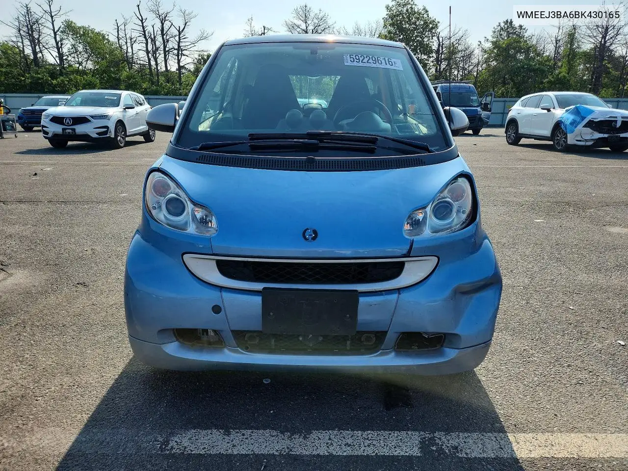 2011 Smart Fortwo Pure VIN: WMEEJ3BA6BK430165 Lot: 59229616