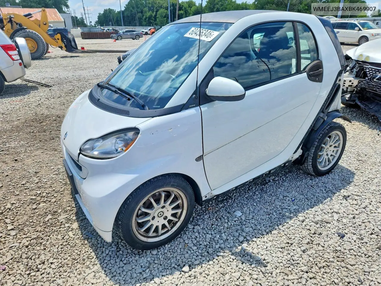 2011 Smart Fortwo Pure VIN: WMEEJ3BAXBK469907 Lot: 60456346