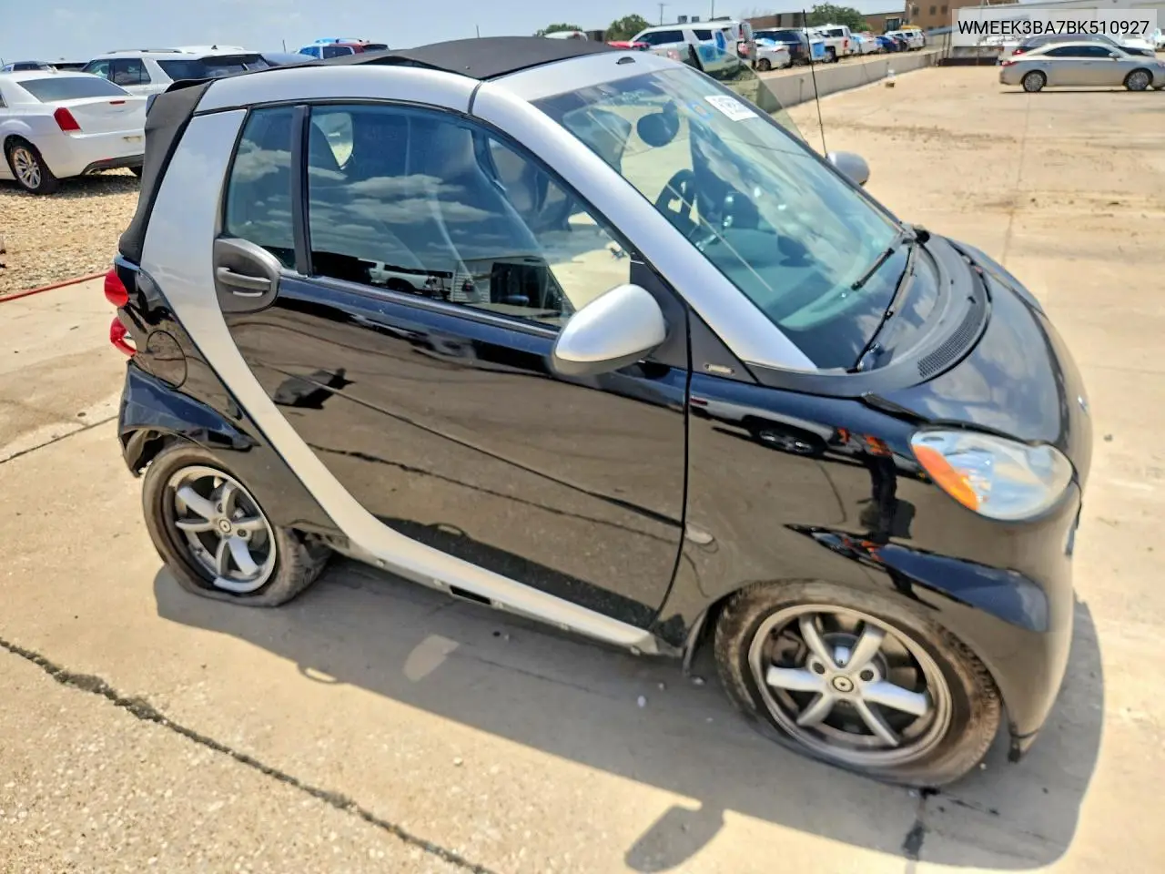 2011 Smart Fortwo Passion VIN: WMEEK3BA7BK510927 Lot: 61959536