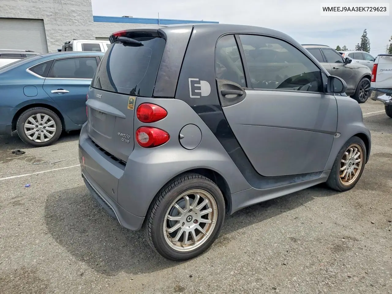 2014 Smart Fortwo VIN: WMEEJ9AA3EK729623 Lot: 50186396