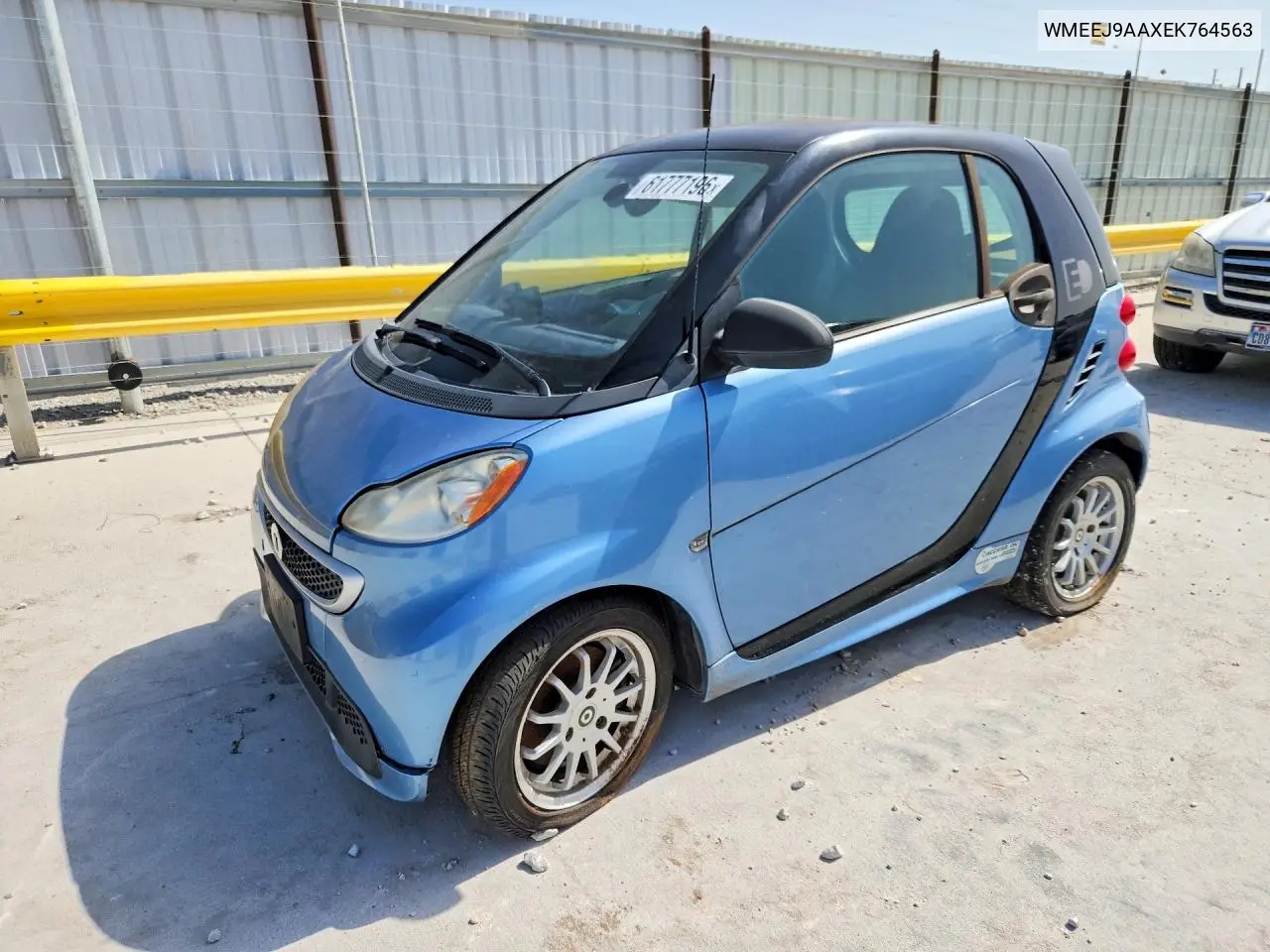 2014 Smart Fortwo VIN: WMEEJ9AAXEK764563 Lot: 61777196