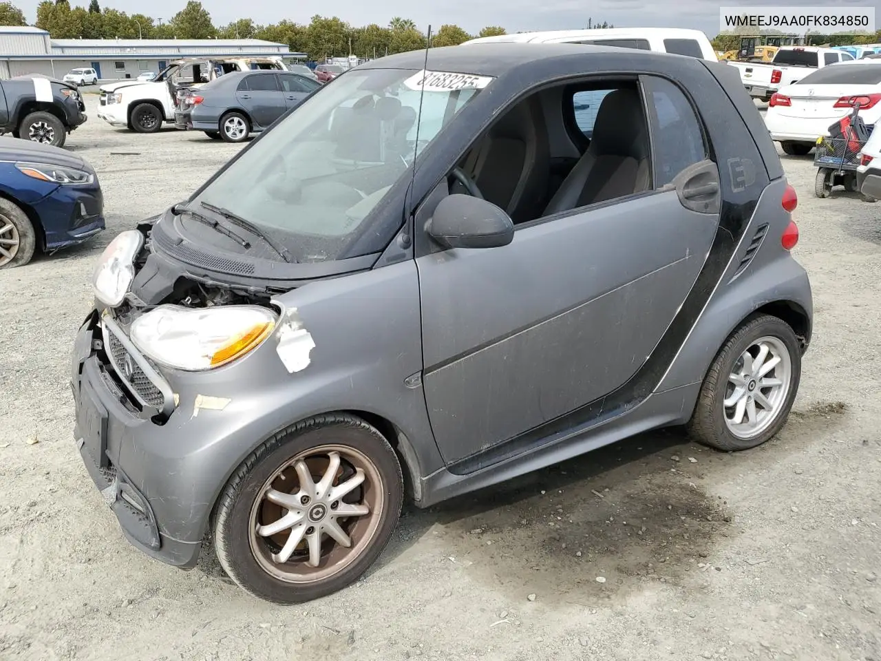 2015 Smart Fortwo VIN: WMEEJ9AA0FK834850 Lot: 81683255
