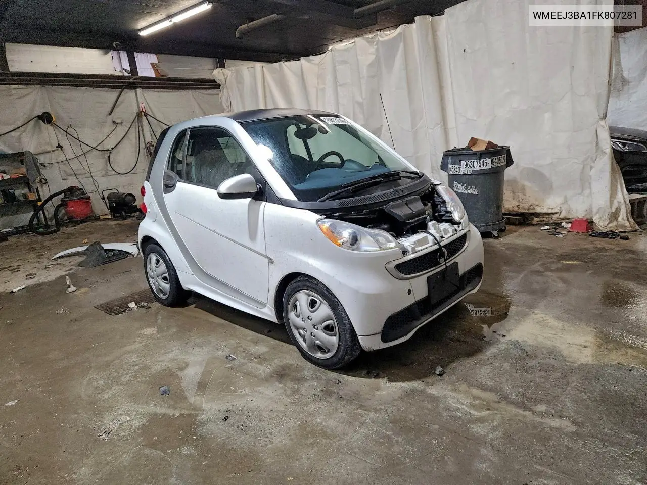 2015 Smart Fortwo VIN: WMEEJ3BA1FK807281 Lot: 99675245