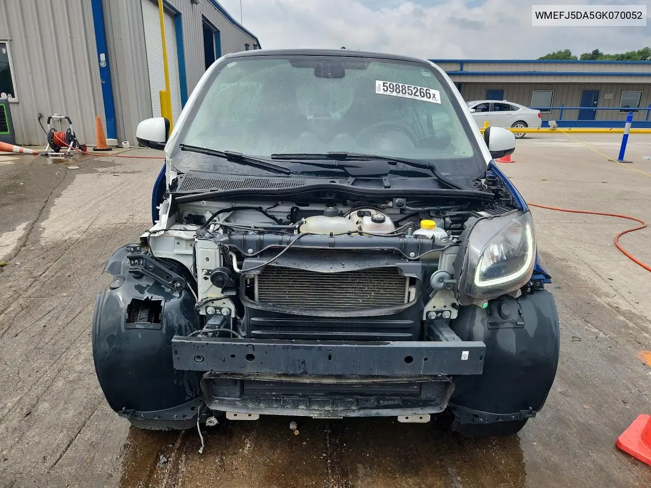 2016 Smart Fortwo VIN: WMEFJ5DA5GK070052 Lot: 59885266