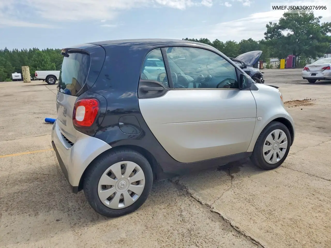 2016 Smart Fortwo VIN: WMEFJ5DA3GK076996 Lot: 60327696