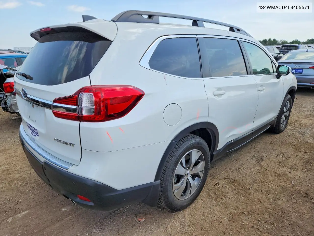 2020 Subaru Ascent Premium VIN: 4S4WMACD4L3405571 Lot: 58936366