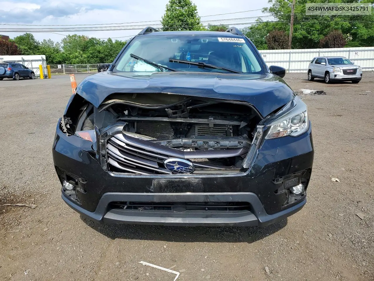 2019 Subaru Ascent Premium VIN: 4S4WMAFD5K3425791 Lot: 57648446