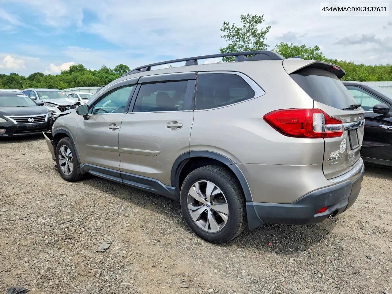 2019 Subaru Ascent Premium VIN: 4S4WMACDXK3437651 Lot: 60016646