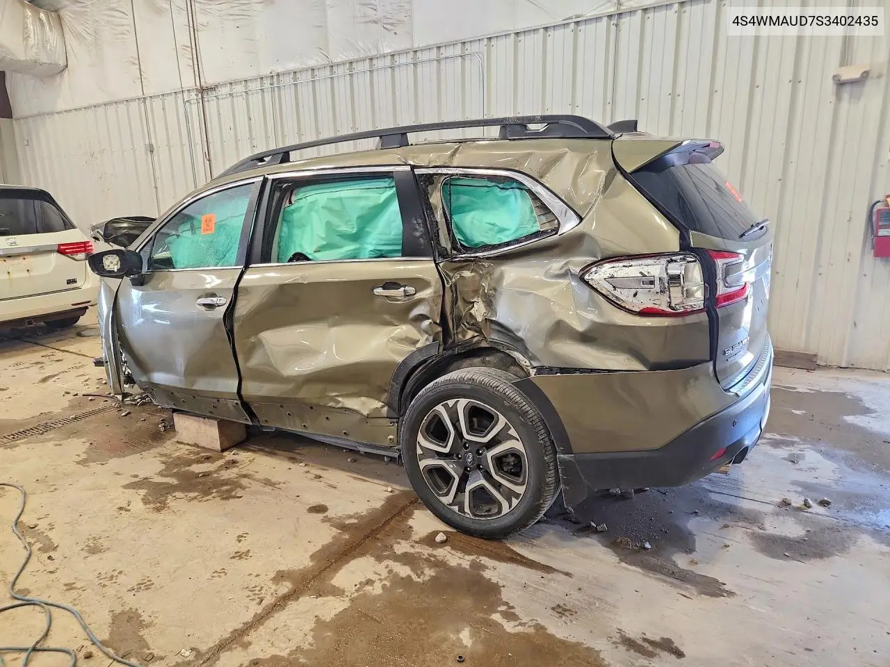 2020 Subaru Ascent Touring VIN: 4S4WMAUD7S3402435 Lot: 51924626