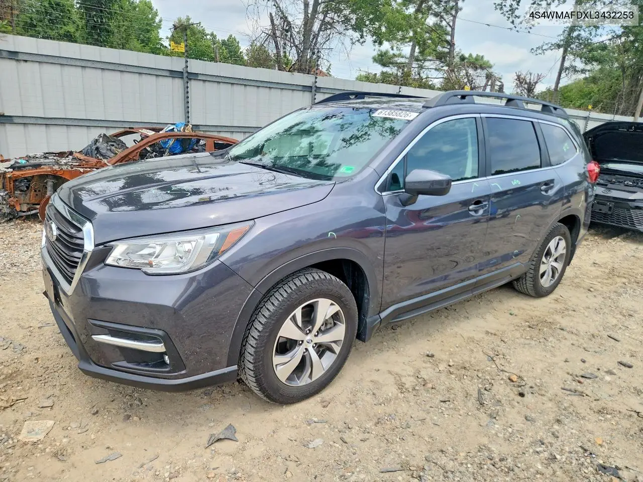 2020 Subaru Ascent Premium VIN: 4S4WMAFDXL3432253 Lot: 61385826