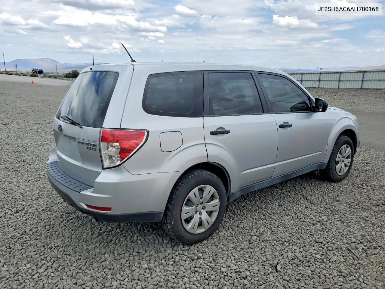 2010 Subaru Forester 2.5X VIN: JF2SH6AC6AH700168 Lot: 61555826