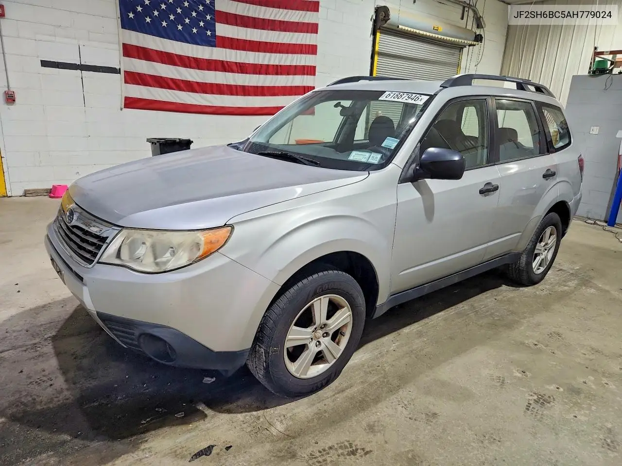 2010 Subaru Forester Xs VIN: JF2SH6BC5AH779024 Lot: 61887946