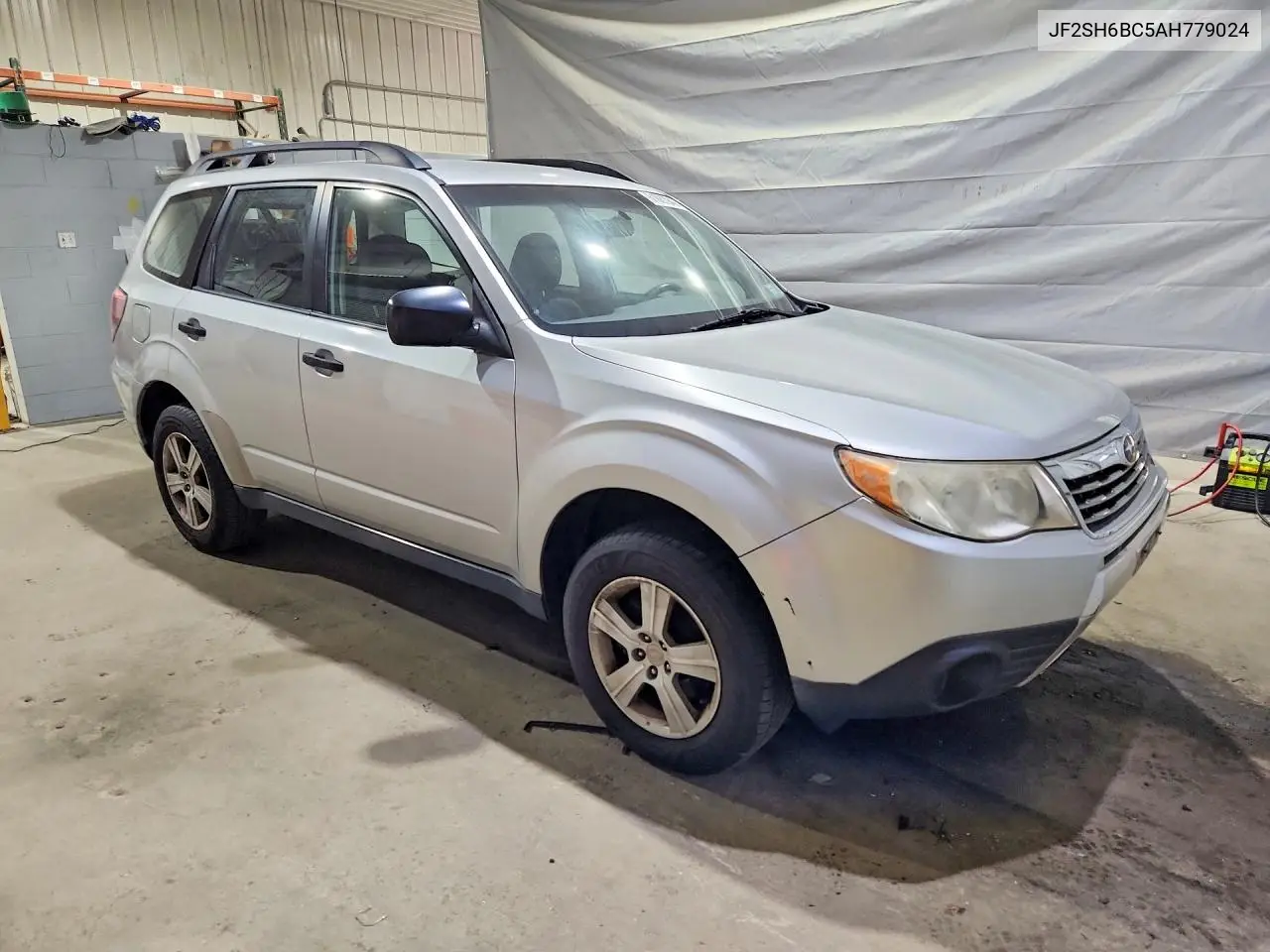 2010 Subaru Forester Xs VIN: JF2SH6BC5AH779024 Lot: 61887946