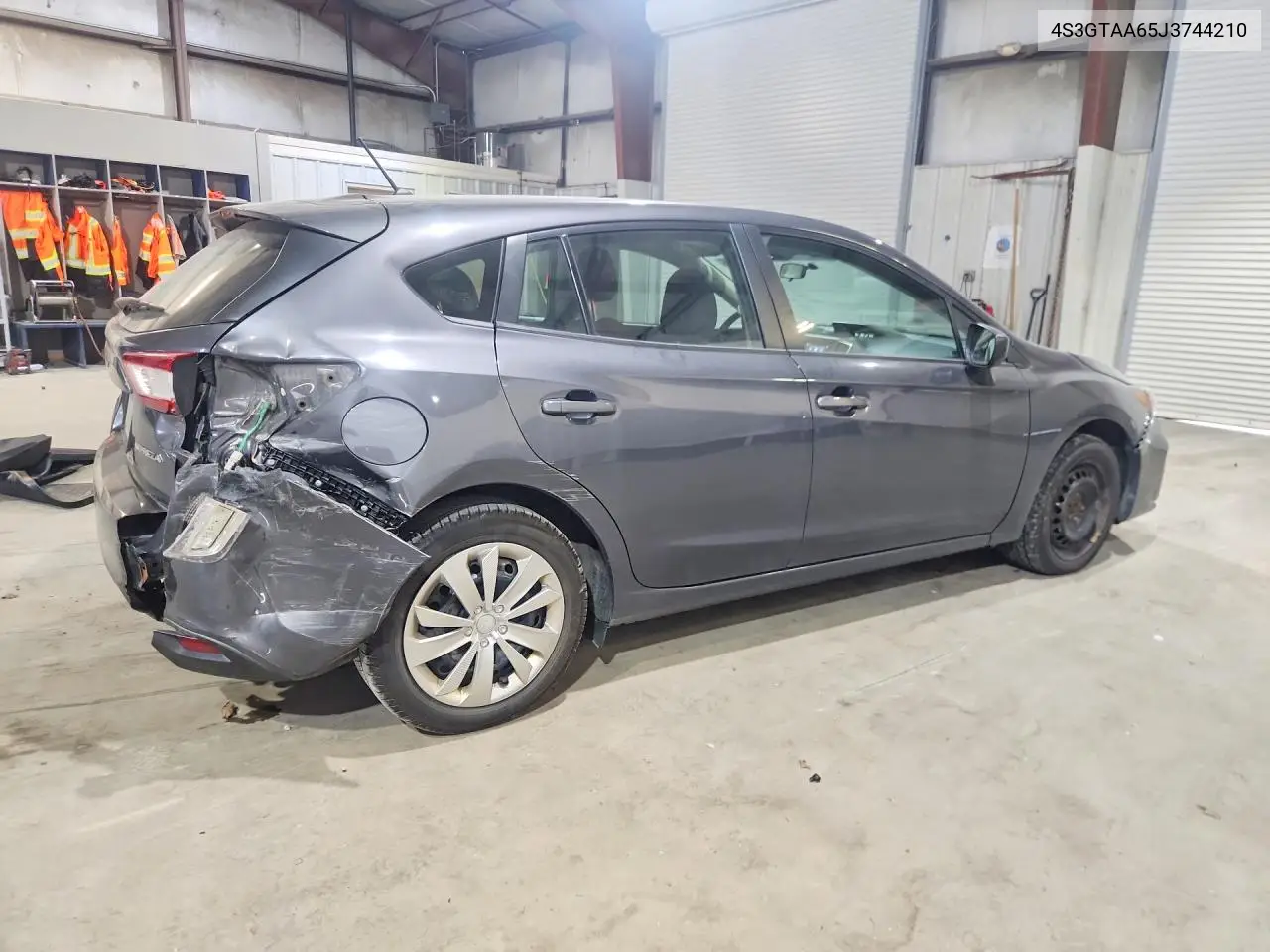 2018 Subaru Impreza VIN: 4S3GTAA65J3744210 Lot: 61753646