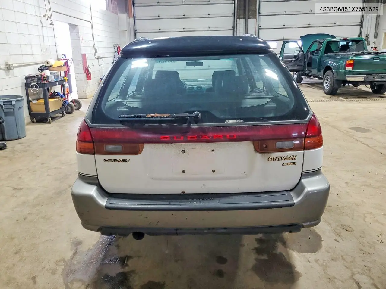 1999 Subaru Legacy Outback VIN: 4S3BG6851X7651629 Lot: 56520956