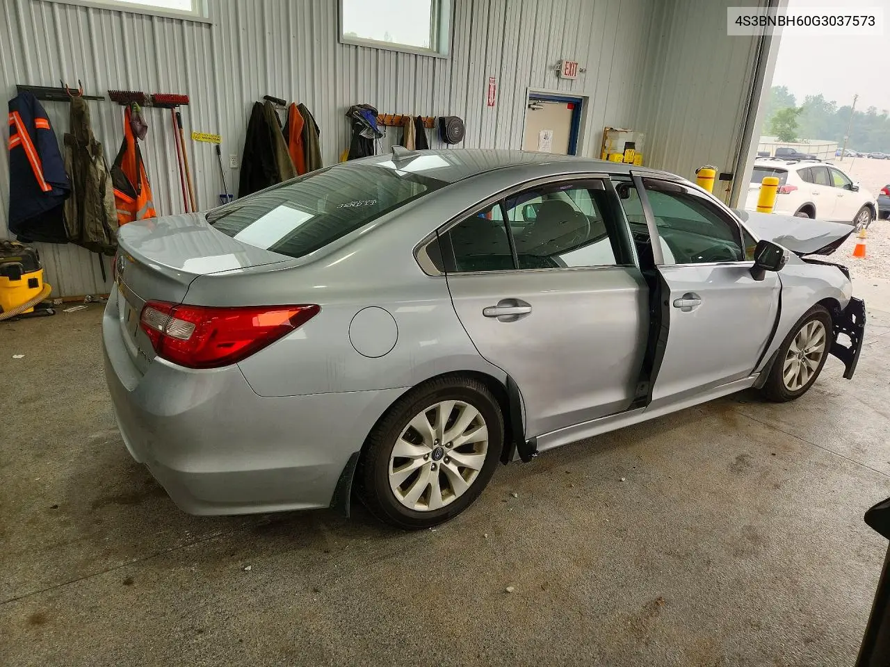 2016 Subaru Legacy 2.5I Premium VIN: 4S3BNBH60G3037573 Lot: 61102486