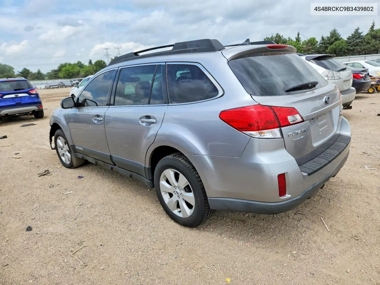 4S4BRCKC9B3439802 2011 Subaru Outback 2.5I Limited