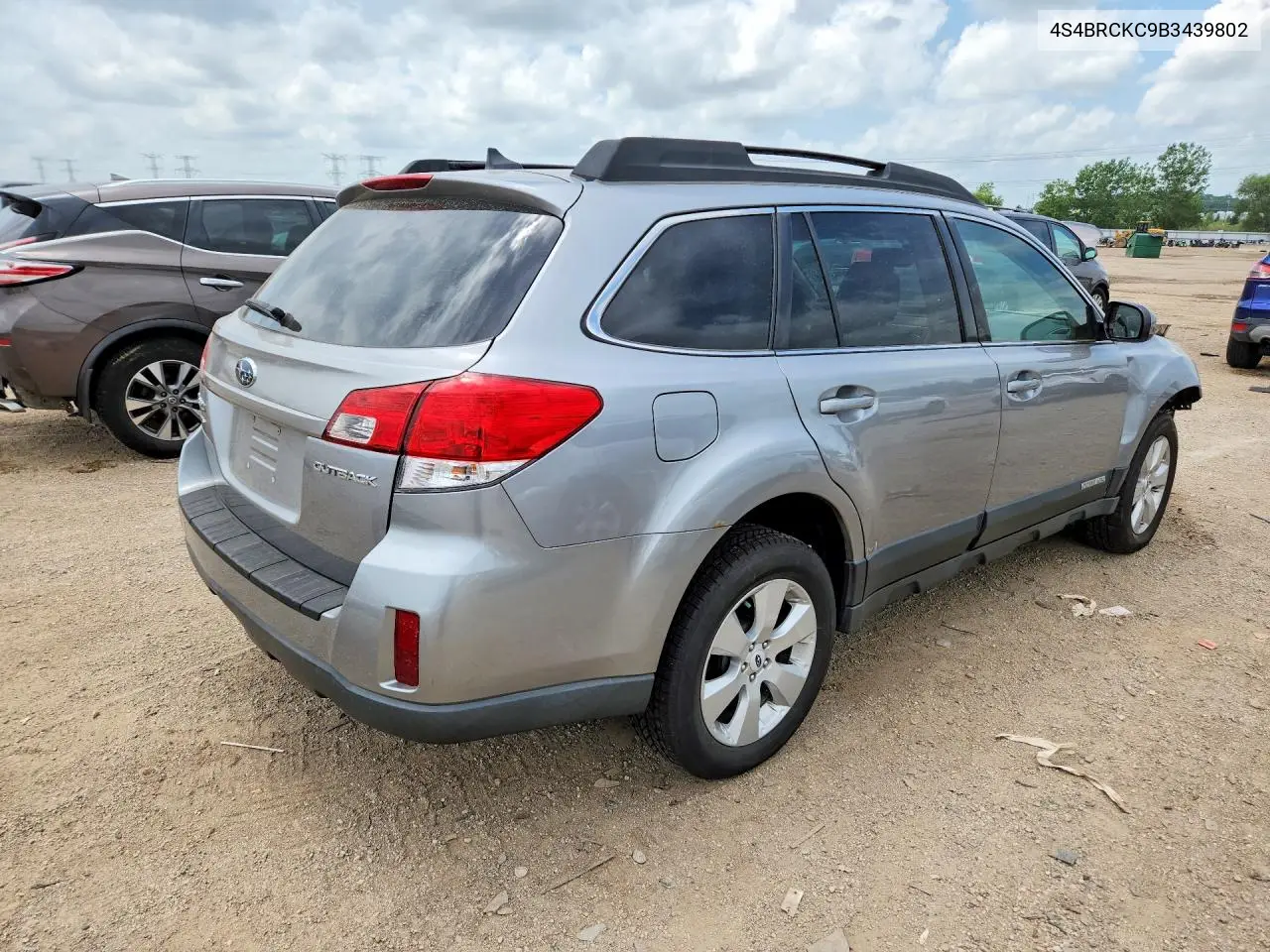 4S4BRCKC9B3439802 2011 Subaru Outback 2.5I Limited