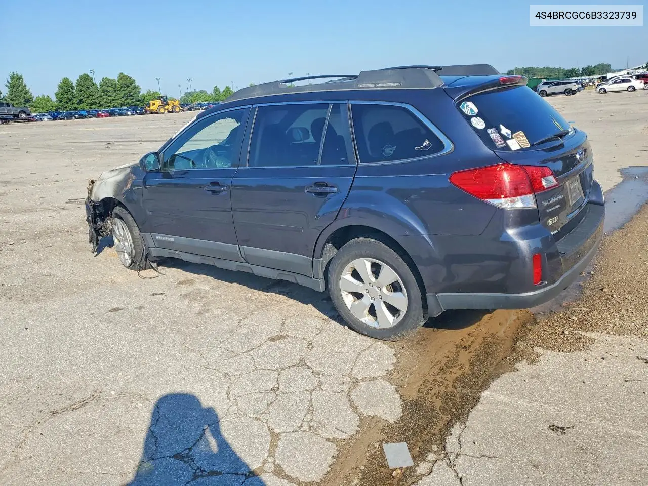2011 Subaru Outback 2.5I Premium VIN: 4S4BRCGC6B3323739 Lot: 60779756
