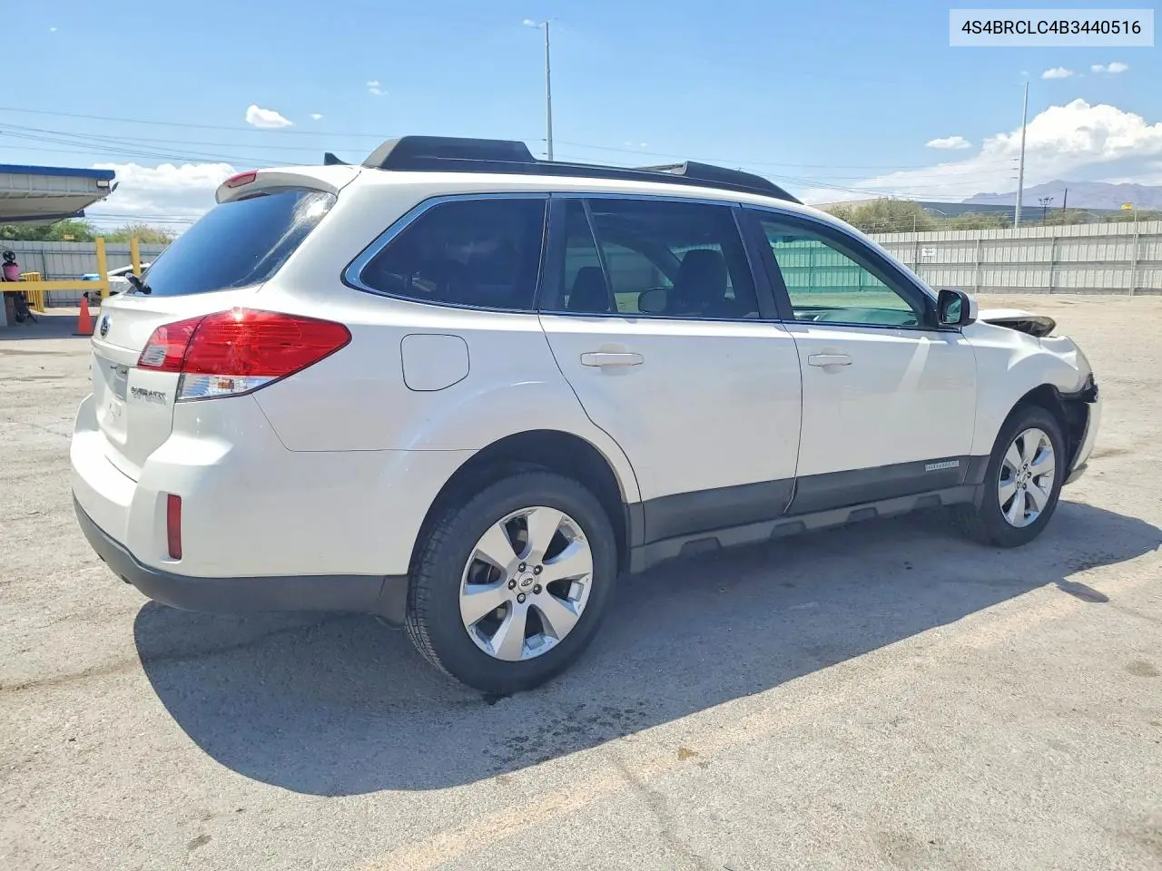 2011 Subaru Outback 2.5I Limited VIN: 4S4BRCLC4B3440516 Lot: 61765286