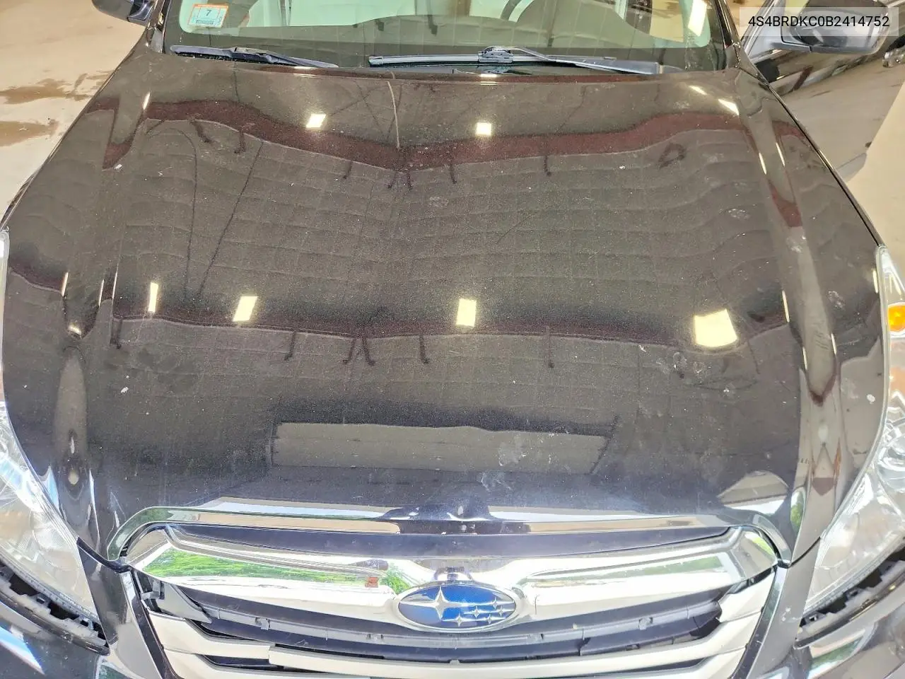 2011 Subaru Outback 3.6R Limited VIN: 4S4BRDKC0B2414752 Lot: 61995776